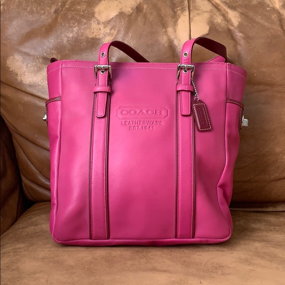 Pink leather coach shoulder bag